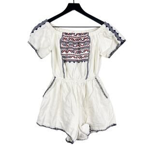 ASTR the Label Nordstrom Size S Off Shoulder Romper Embroidered White